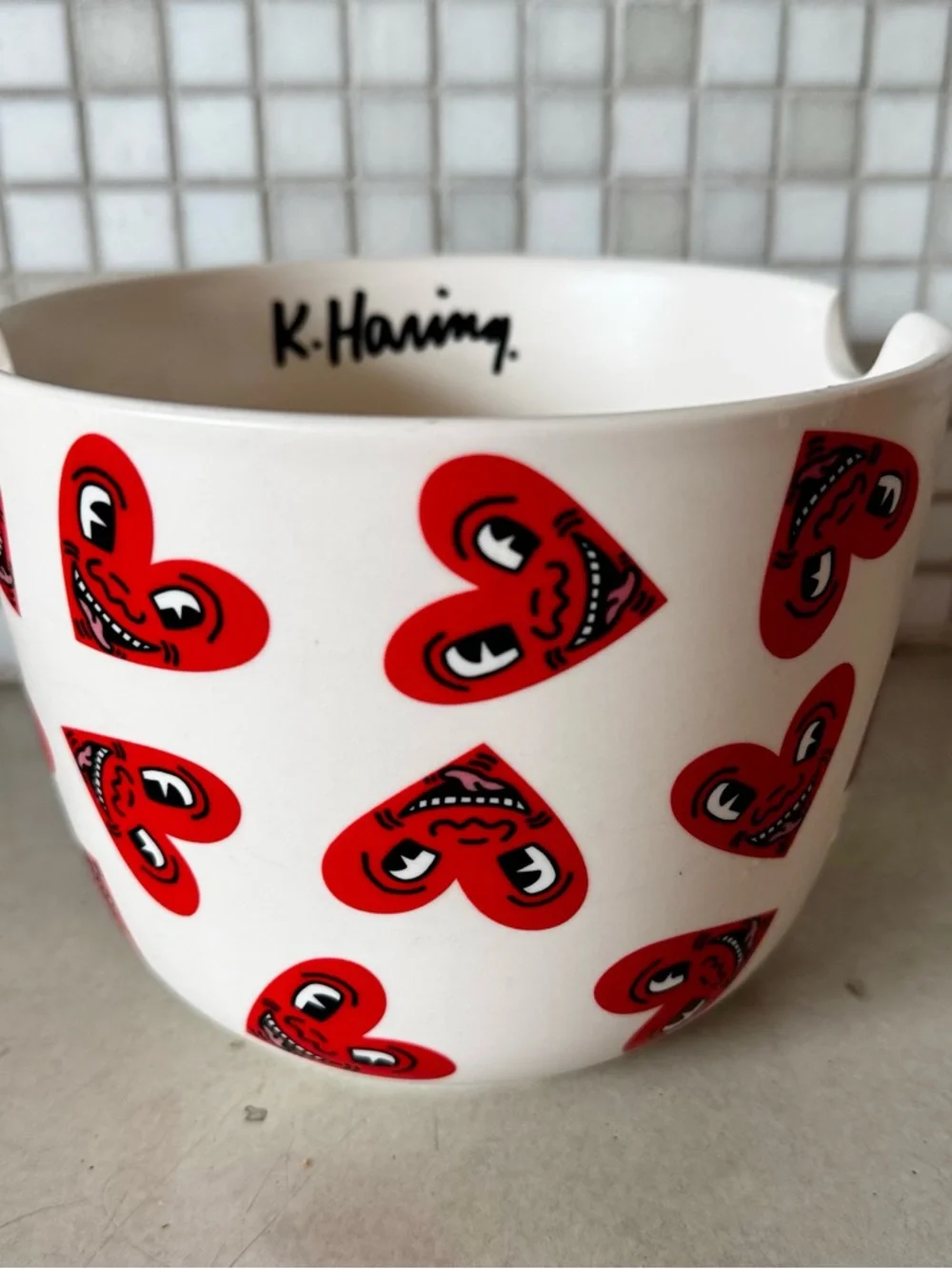 keith haring X Typo Anthropomorphic Heart Face Stoneware Large Ramen Style Bowl